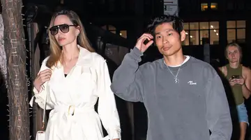 Angelina Jolie y su hijo Pax en Nueva York