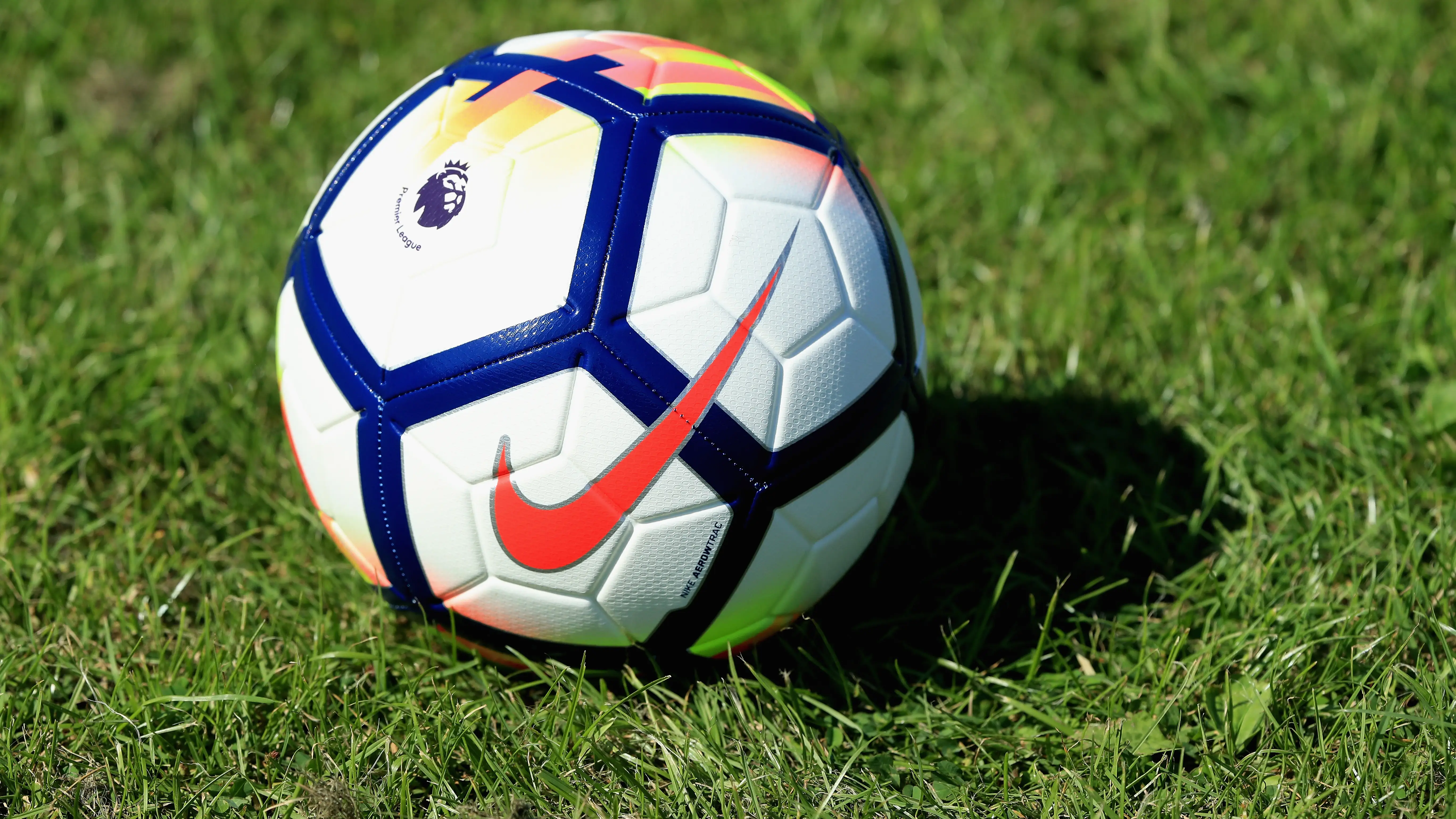 El balón oficial de la Premier League en 2017 El balón oficial de la Premier League en 2017