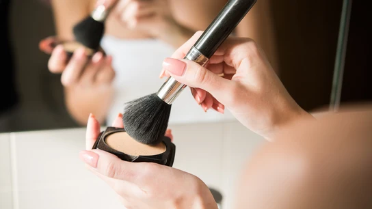 Maquillaje Polvo / iStock Maquillaje Polvo / iStock