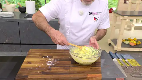 Mezclamos todos los ingredientes Mezclamos todos los ingredientes