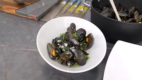 Un plato para triunfar en Navidad: Mejillones a la mostaza Un plato para triunfar en Navidad: Mejillones a la mostaza