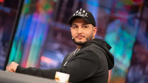 La increíble labor social de Omar Montes en su barrio: "Así están entretenidos" La increíble labor social de Omar Montes en su barrio: "Así están entretenidos"