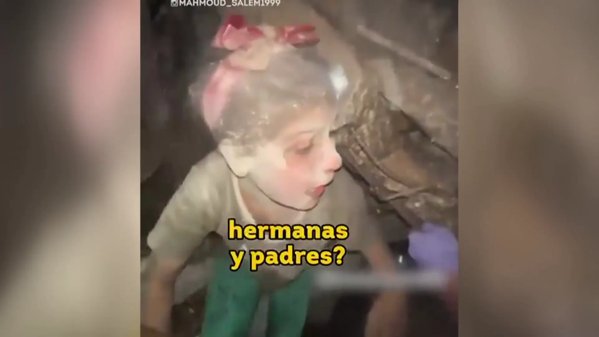 Niña rescatada entre los escombros en Gaza Niña rescatada entre los escombros en Gaza