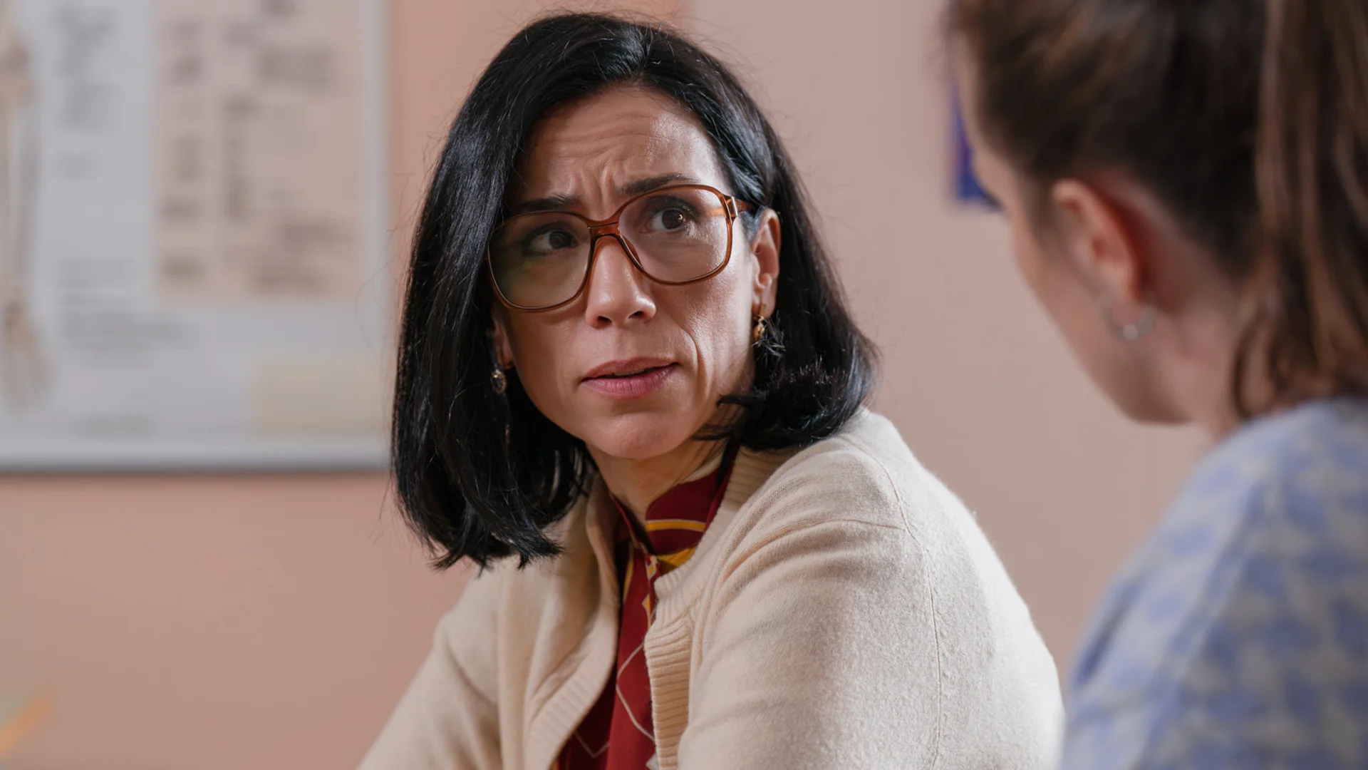 Manolita, superada por los problemas, decide renunciar a su sueño: “No puedo seguir estudiando” Manolita, superada por los problemas, decide renunciar a su sueño: “No puedo seguir estudiando”