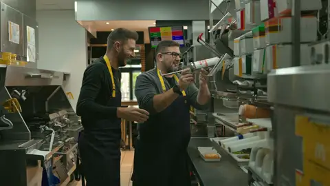 Joaquín y Dani García cocinan un Big Mac Joaquín y Dani García cocinan un Big Mac