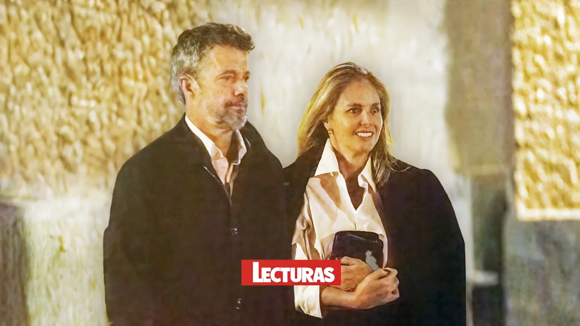 Genoveva Casanova habla un mes después de las polémicas fotos con el príncipe de Dinamarca: "Está desconectada de todo" Genoveva Casanova habla un mes después de las polémicas fotos con el príncipe de Dinamarca: "Está desconectada de todo"