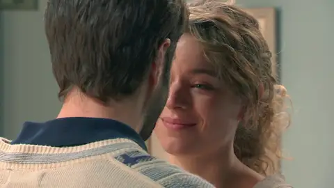 Avance semanal de Amar es para siempre: Román y Lola desafían a Elena retomando su relación Avance semanal de Amar es para siempre: Román y Lola desafían a Elena retomando su relación