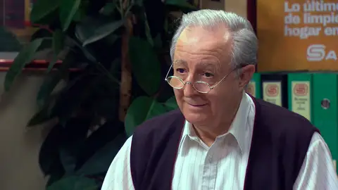 Petición conmovedora: Pelayo logra convencer a Manolita para que no abandone sus estudios Petición conmovedora: Pelayo logra convencer a Manolita para que no abandone sus estudios