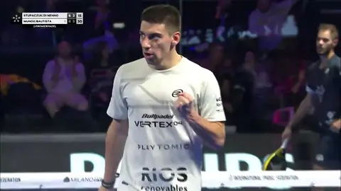 Los superpibes, en acción en el Premier Padel de Milán: "¡Dónde la ha puesto Di Nenno!" Los superpibes, en acción en el Premier Padel de Milán: "¡Dónde la ha puesto Di Nenno!"