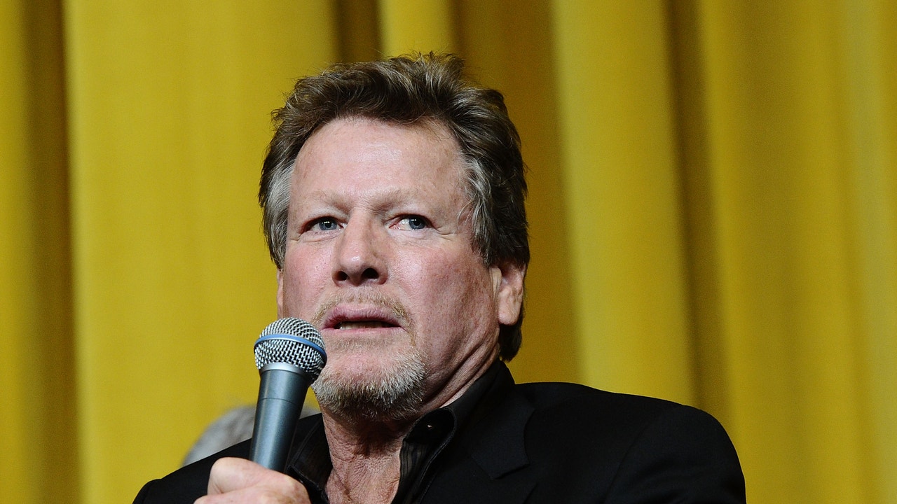 Muere Ryan O'Neal, actor de Love Story y Barry Lyndon, a los 82 años