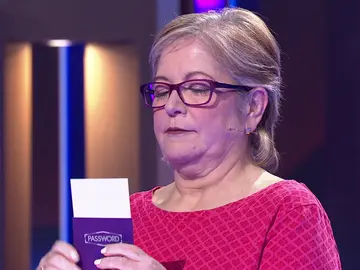 ¡Rocío Madrid y Edu Soto ayudan a Mari Carmen a ganar 800 euros! ¡Rocío Madrid y Edu Soto ayudan a Mari Carmen a ganar 800 euros!