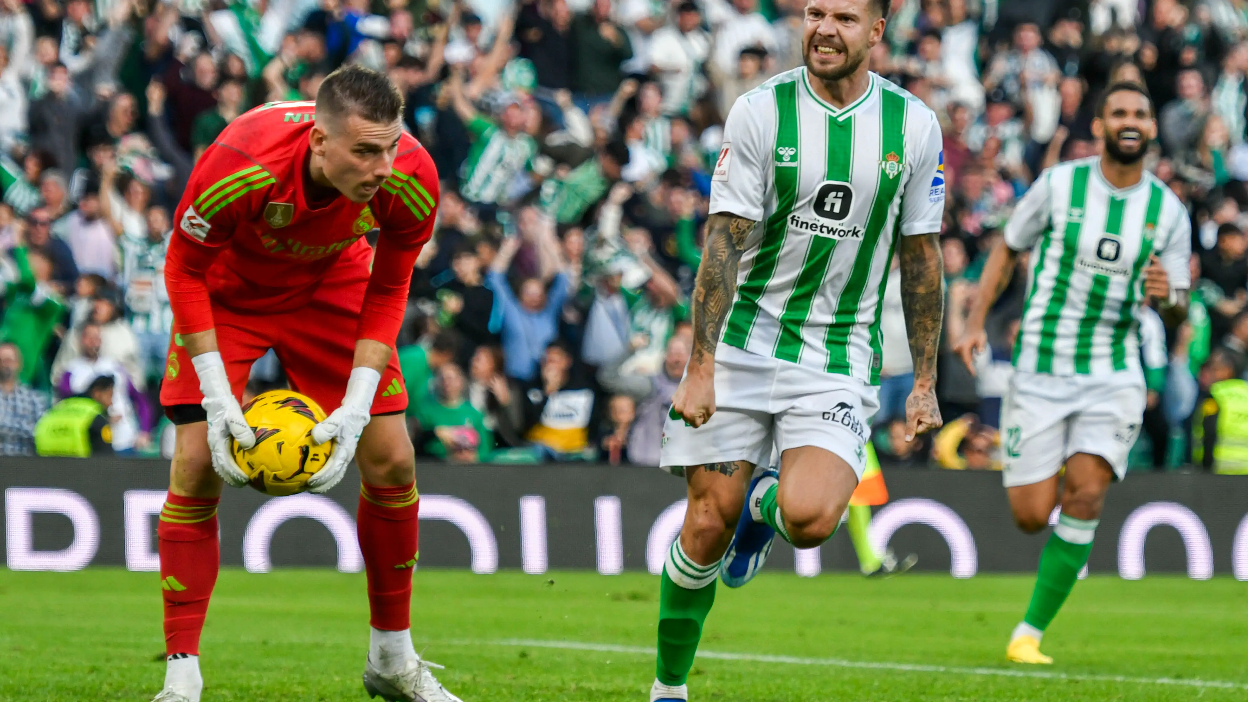Aitor Rubial celebra su golazo ante el Real Madrid Aitor Rubial celebra su golazo ante el Real Madrid