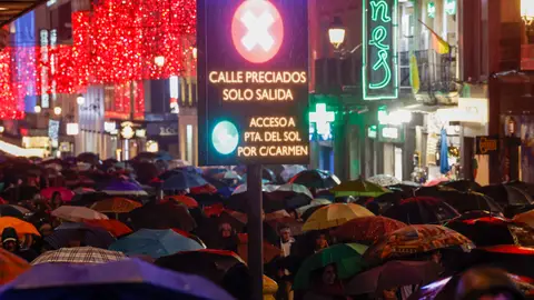 Madrid activa el nivel negro en el centro ante las aglomeraciones Madrid activa el nivel negro en el centro ante las aglomeraciones