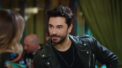 Kerim aparece en la cita a ciegas de Yildiz... ¿para fastidiársela?