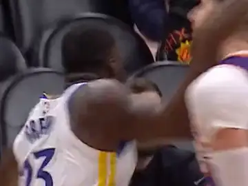 Momento de la agresión de Green a Jusuf Nurkic Momento de la agresión de Green a Jusuf Nurkic