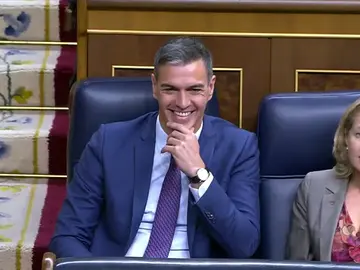 Estos son los finalistas de los polémicos Premios Parlamentarios: del 'Azote del Gobierno' de Montero al 'Azote de la Oposición' de Sánchez Estos son los finalistas de los polémicos Premios Parlamentarios: del 'Azote del Gobierno' de Montero al 'Azote de la Oposición' de Sánchez