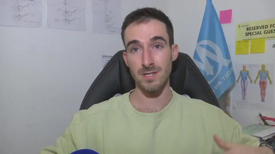 Fabien Accidini, el repartidor francés que encontró al niño británico desaparecido en España Fabien Accidini, el repartidor francés que encontró al niño británico desaparecido en España