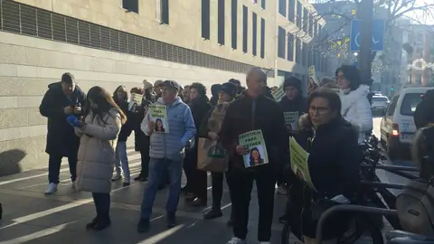 amiliares y el entorno de Esther López amiliares y el entorno de Esther López