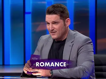 Manu Tenorio es demasiado explícito con la pista Manu Tenorio es demasiado explícito con la pista