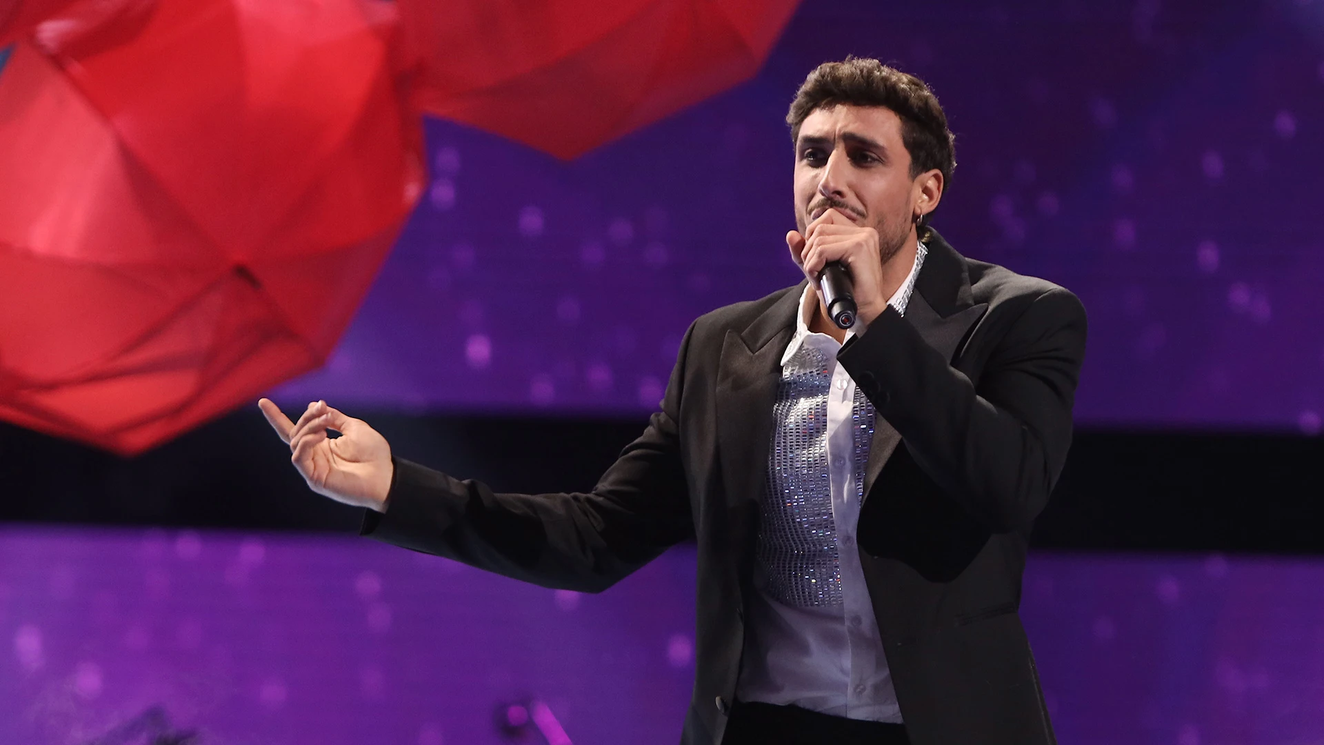 &Uacute;nica e irrepetible: Miguel protagoniza la mejor versi&oacute;n de Por la boca vive el pez 
