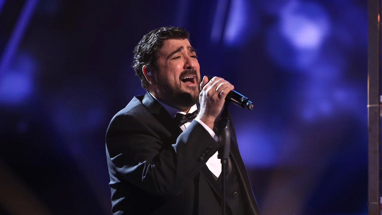 El sorprendente récord que Antonio Orozco se lleva de 'La voz 10':  Hablemos de este tema