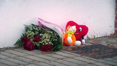 Las imágenes del asesino confeso de Las Gabias minutos antes de matar a su hermana embarazada y su sobrino