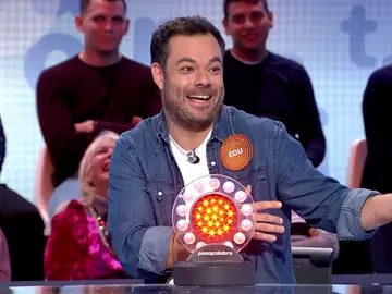 Edu Pidal sorprende con su faceta más rumbera: ¡el ‘novato’ se desata en Pasapalabra! Edu Pidal sorprende con su faceta más rumbera: ¡el ‘novato’ se desata en Pasapalabra!