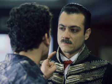 Blasco se enzarza en una discusi&oacute;n con &Aacute;ngel por B&aacute;rbara Rey: &ldquo;Ella no se lo merece&rdquo;