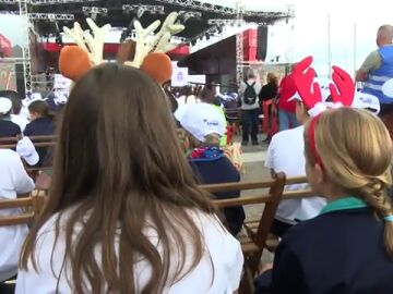 El puerto de Santa Cruz de Tenerife se transforma en un concierto de Navidad para 4.500 escolares