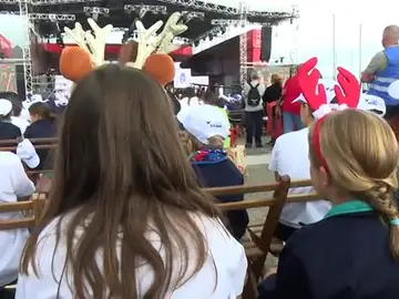 El puerto de Santa Cruz de Tenerife se transforma en un concierto de Navidad para 4.500 escolares El puerto de Santa Cruz de Tenerife se transforma en un concierto de Navidad para 4.500 escolares