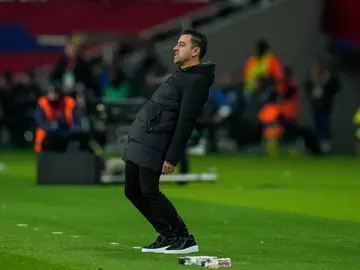 Xavi Hernández reacciona durante el partido entre Barcelona y Almería (3-2) Xavi Hernández reacciona durante el partido entre Barcelona y Almería (3-2)