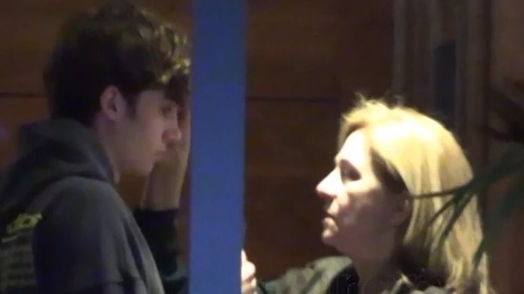 El ritual de despedida de Pablo Urdangarin y la infanta Cristina El ritual de despedida de Pablo Urdangarin y la infanta Cristina