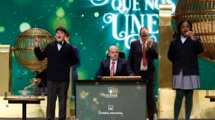 Momento en el que cantan el Gordo de 2023