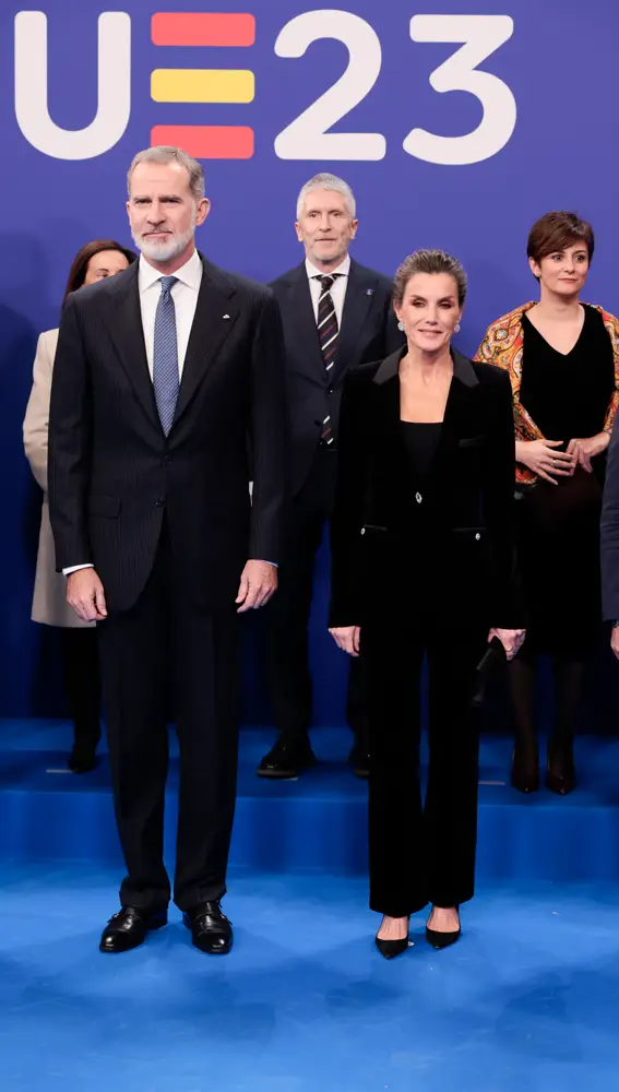 La reina Letizia y el rey Felipe en el concierto de clausura de la Presidencia española del Consejo de la Unión Europea