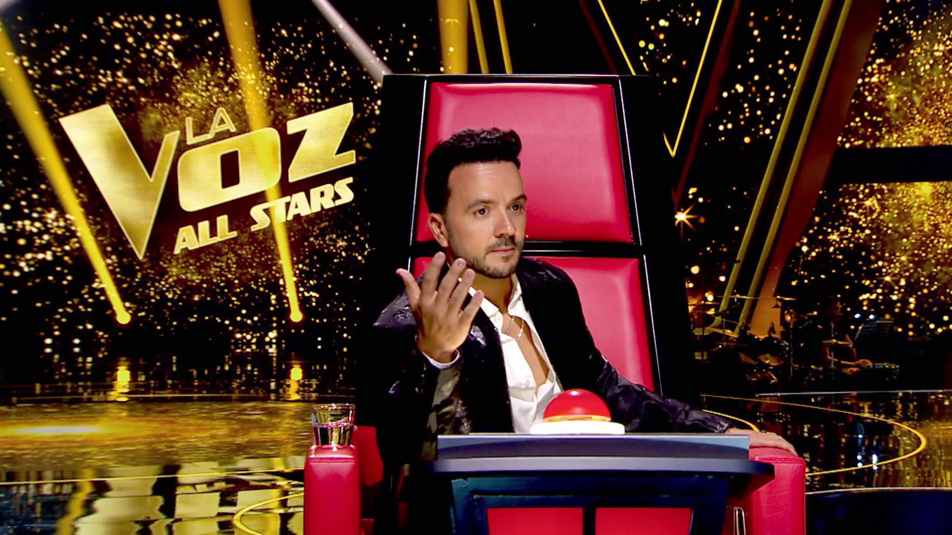 El público protesta con la decisión de Pablo López que afectó a Luis Fonsi El público protesta con la decisión de Pablo López que afectó a Luis Fonsi