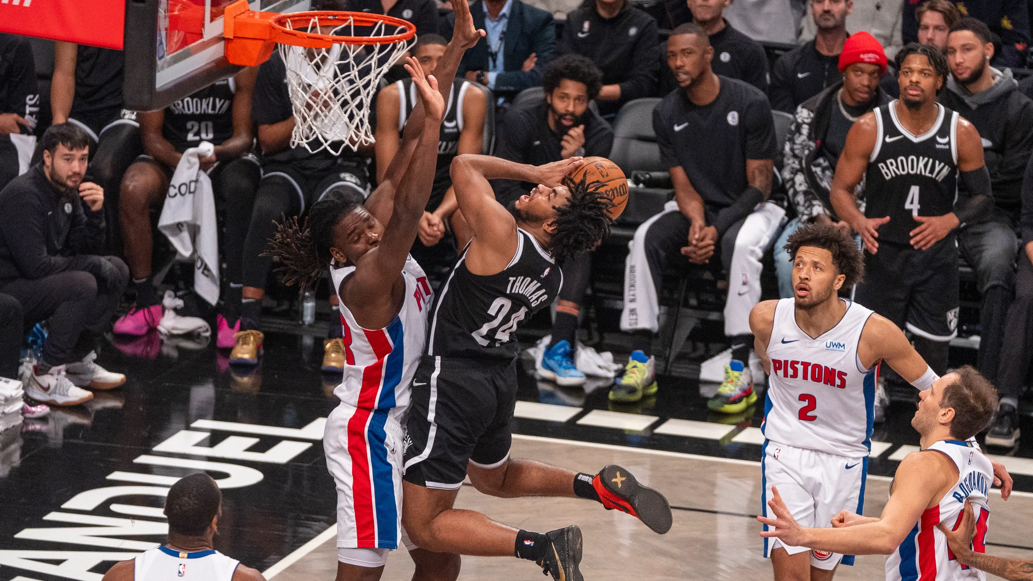 Imagen del partido de esta madrugada entre Nets y Pistons (126-115) Imagen del partido de esta madrugada entre Nets y Pistons (126-115)