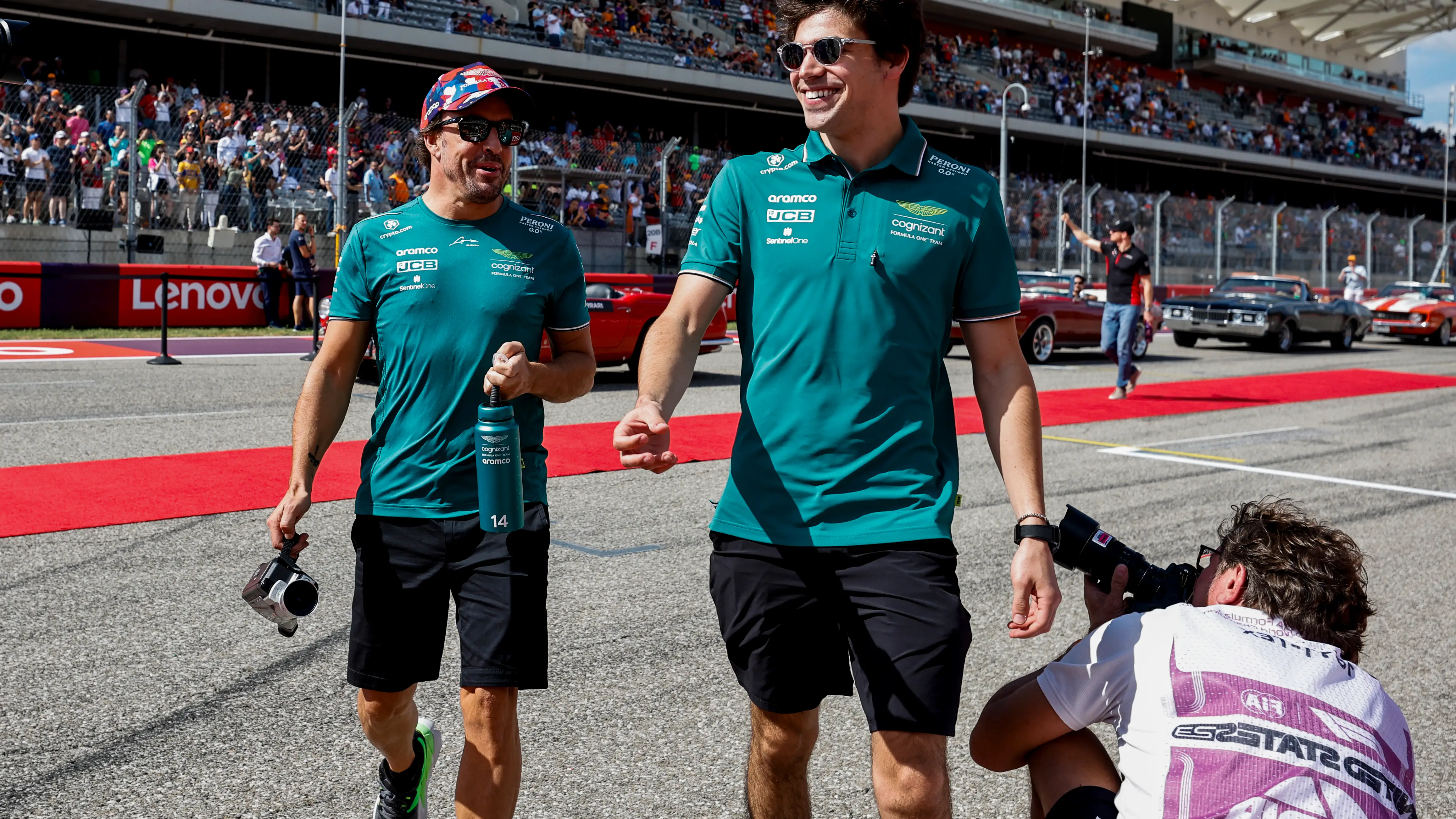 Lance Stroll y Fernando Alonso durante la temporada 2023 de Fórmula 1 Lance Stroll y Fernando Alonso durante la temporada 2023 de Fórmula 1
