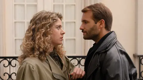 Lola no cae en los chantajes emocionales de Arnau y cierra la puerta a la reconciliación: "Ya no te quiero" Lola no cae en los chantajes emocionales de Arnau y cierra la puerta a la reconciliación: "Ya no te quiero"