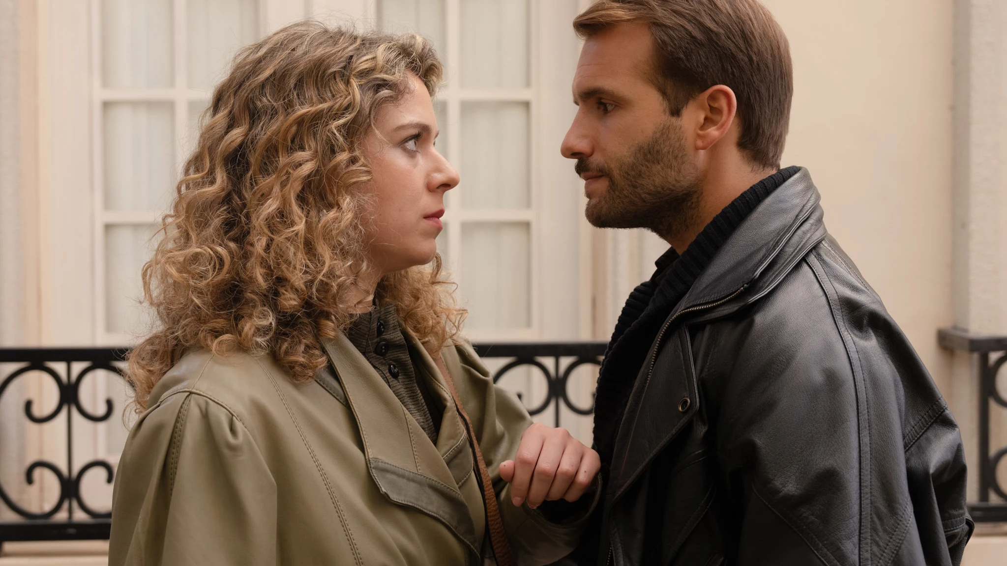 Lola no cae en los chantajes emocionales de Arnau y cierra la puerta a la reconciliación: "Ya no te quiero" Lola no cae en los chantajes emocionales de Arnau y cierra la puerta a la reconciliación: "Ya no te quiero"