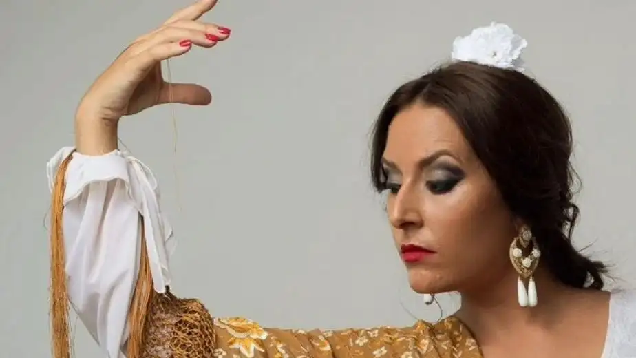 La cantaora flamenca Thais Hernández La cantaora flamenca Thais Hernández