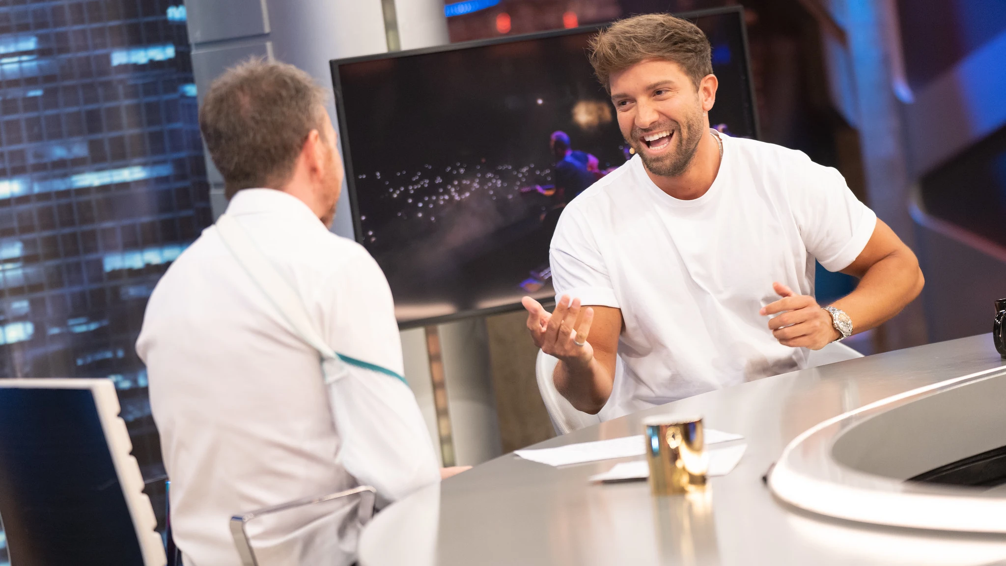 Pablo Alborán sorprende cantando en directo sus canciones favoritas Pablo Alborán sorprende cantando en directo sus canciones favoritas