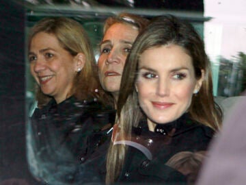 La reina Letizia, la infanta Elena y la infanta Cristina