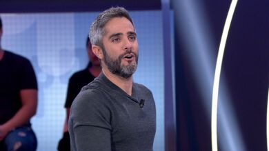 “No os calentéis”: Roberto Leal aplaca el pique entre los dos equipos de Pasapalabra