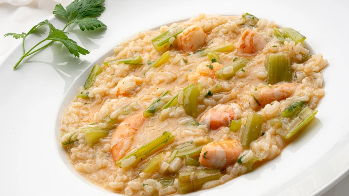 Arroz caldoso con borraja y langostinos, de Argui&ntilde;ano: "Para comer o cenar, como plato &uacute;nico"