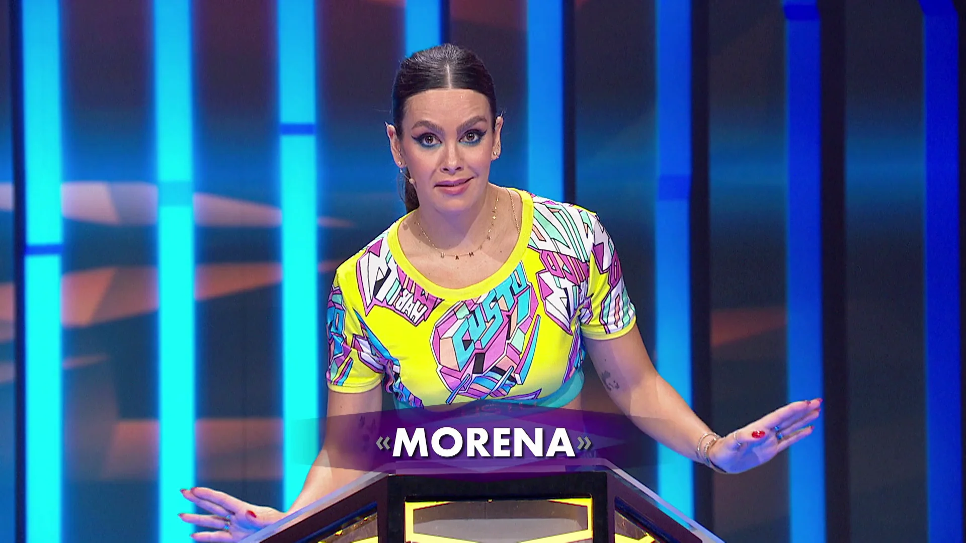 &ldquo;Vas a salir en todos los zapping&rdquo;: Cristina Pedroche detiene Password para revisar las pistas tras un escatol&oacute;gico fallo 