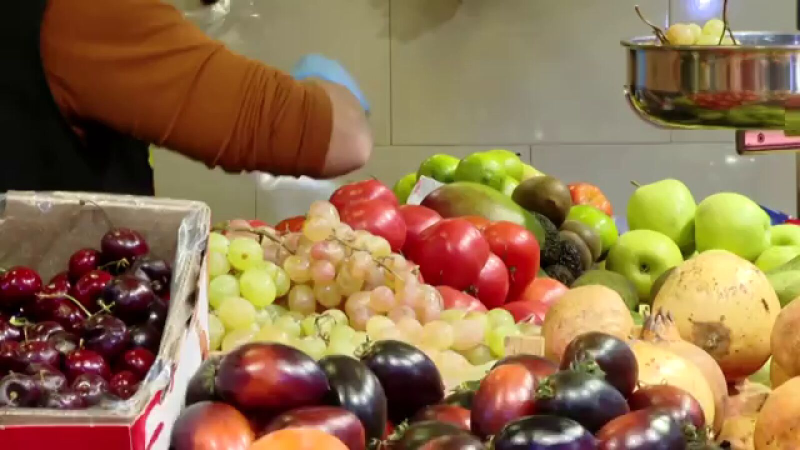 Un tercio de los españoles desperdicia más del 10% de los alimentos en Navidad