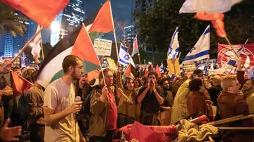 Israelíes protestan en Tel Aviv