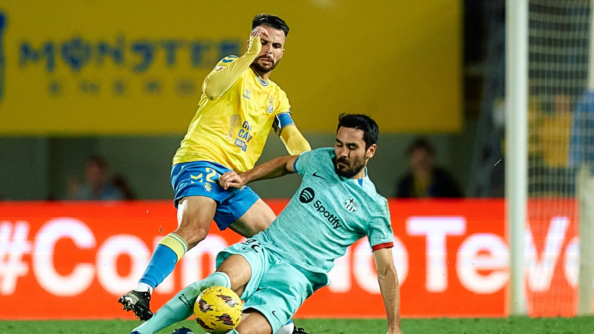 El Barça salva los 3 puntos con un penalti en el descuento en Las Palmas El Barça salva los 3 puntos con un penalti en el descuento en Las Palmas