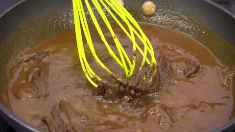 Remueve bien la mezcla Remueve bien la mezcla