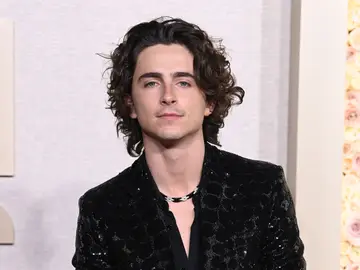 Timothée Chalamet en los Globos de Oro 2024 Timothée Chalamet en los Globos de Oro 2024